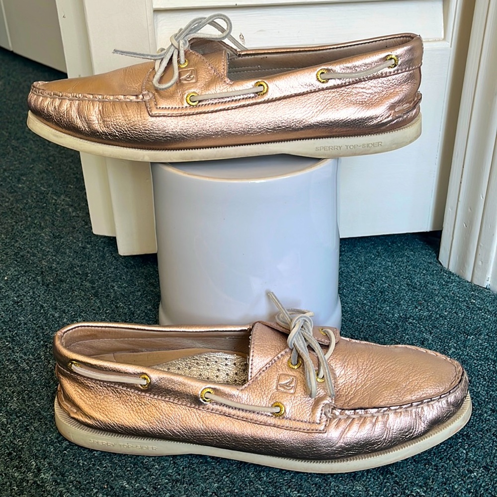 Sperry rose gold boat shoes, size 12